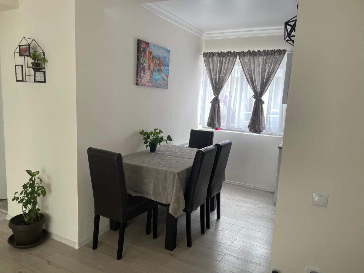 Tina Apartment Şelimbăr Exteriör bild